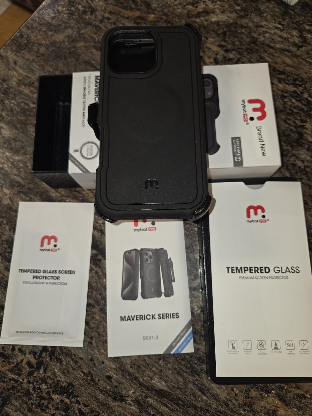 Maverick Series Black Rugged Phone Case Apple I- Phone 16 Pro Max